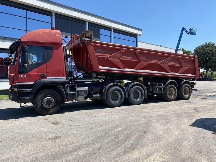 Usato 2010 IVECO TRAKKER 500 CON SEMIRIMORCHIO VASCA
