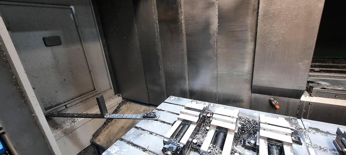 Used 2001 MAZAK VTC300C