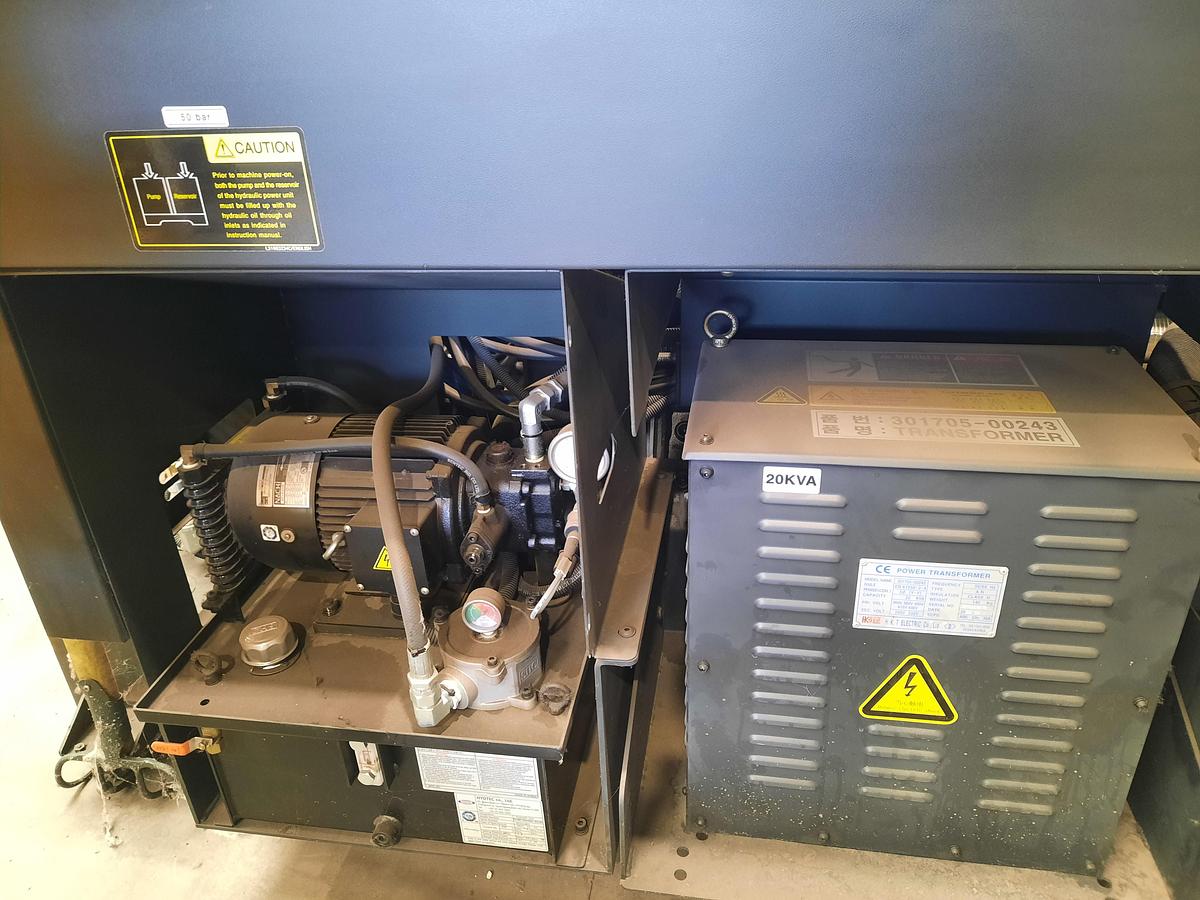 Used 2021 DOOSAN PUMA 2600 LSYB II