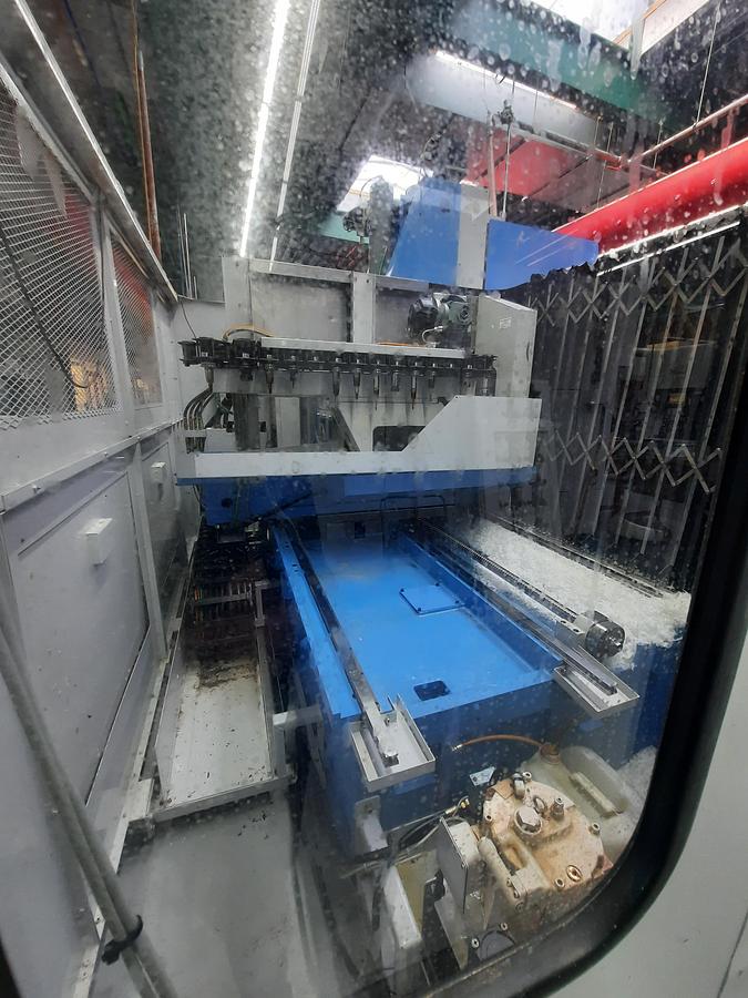 Used 2002 MAZAK VTC300C II