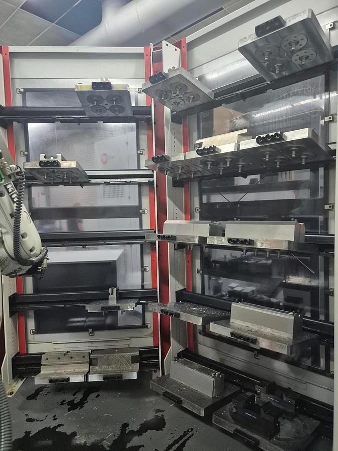 Used 2006 HERMLE C30U + RS automation + ZM157