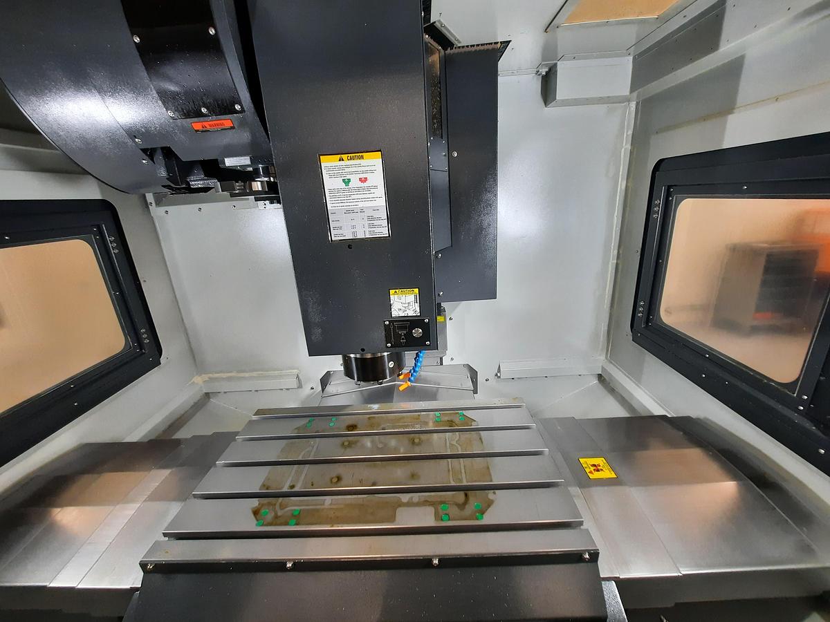 Used 2022 LEADWELL Mill V-32AF