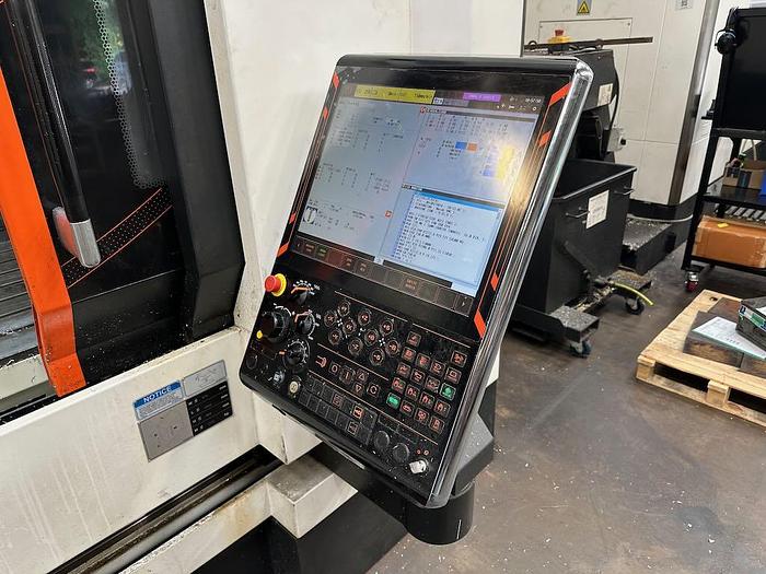Used 2019 Mazak VTC 800/30SR