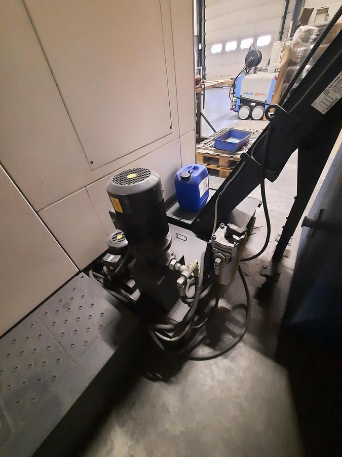 Used 2016 MAZAK VTC 530C