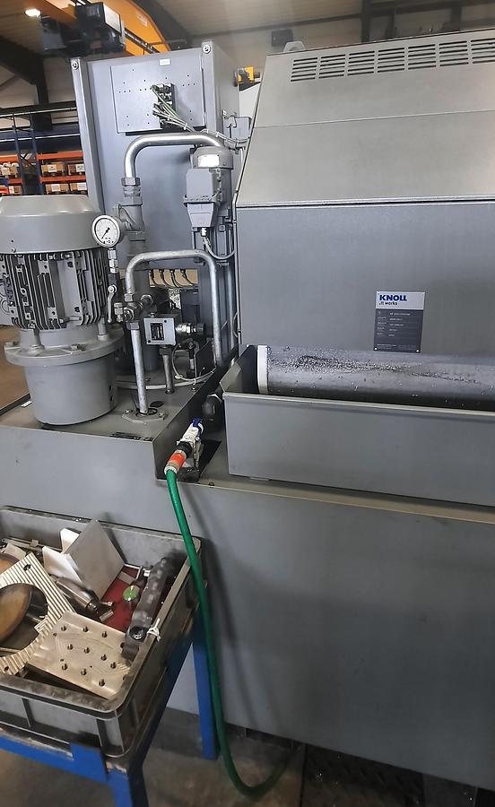 Used 2008 HERMLE C30U with ZM157 tool magazine