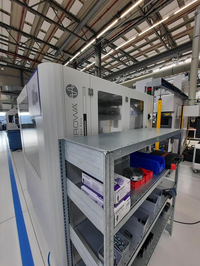 Used 2004 OKUMA MU400VA + EROWA automation