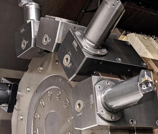 Used 2014 HWACHEON Hi-TECH 850L YMC