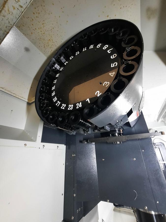 Used 2022 LEADWELL Mill V-32AF