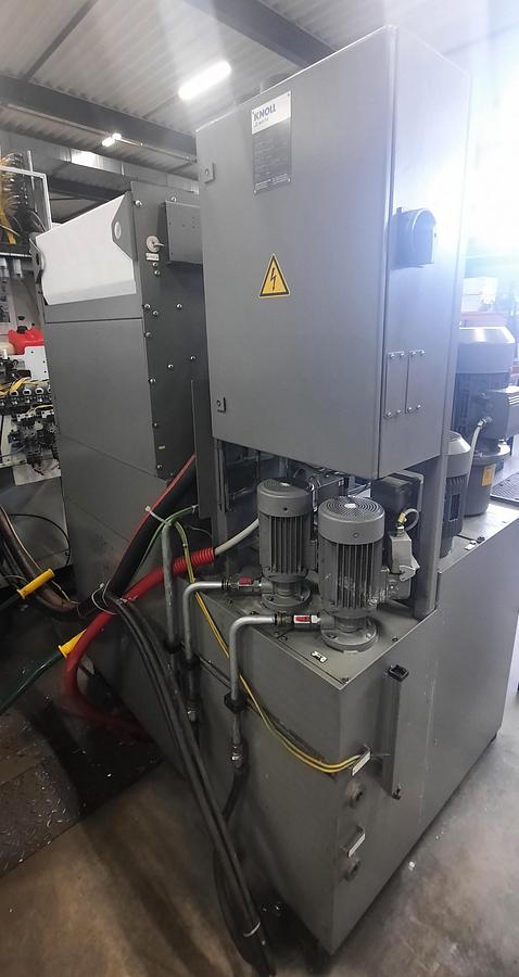 Used 2008 HERMLE C30U with ZM157 tool magazine