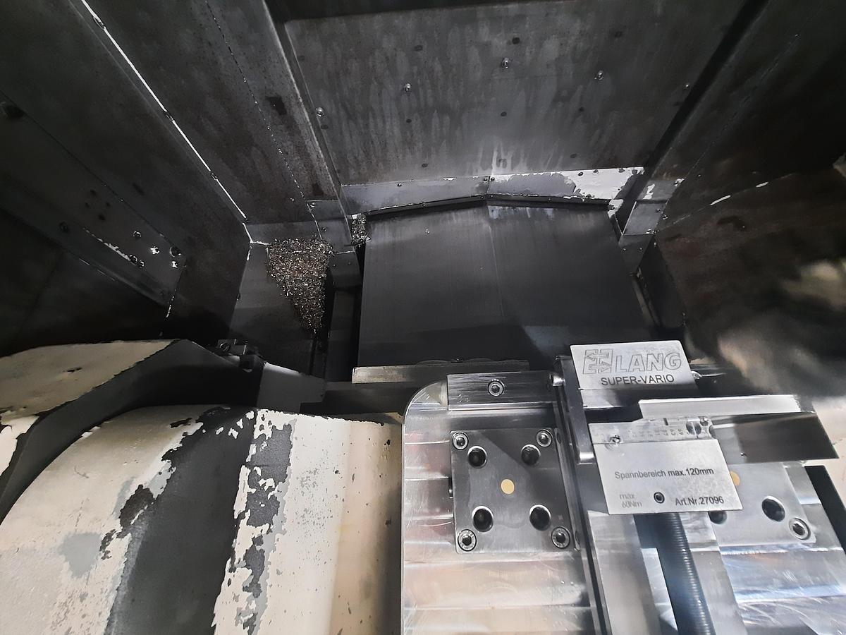 Used 2004 OKUMA MU400VA + EROWA automation