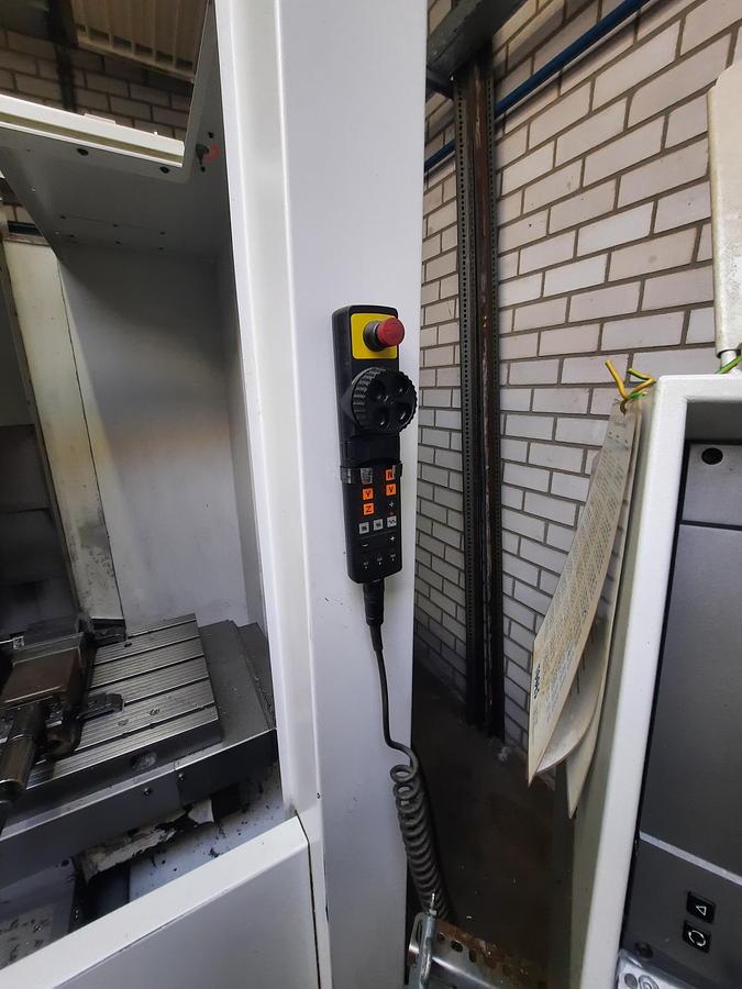 Used 2001 Deckel Maho DMC 63 V