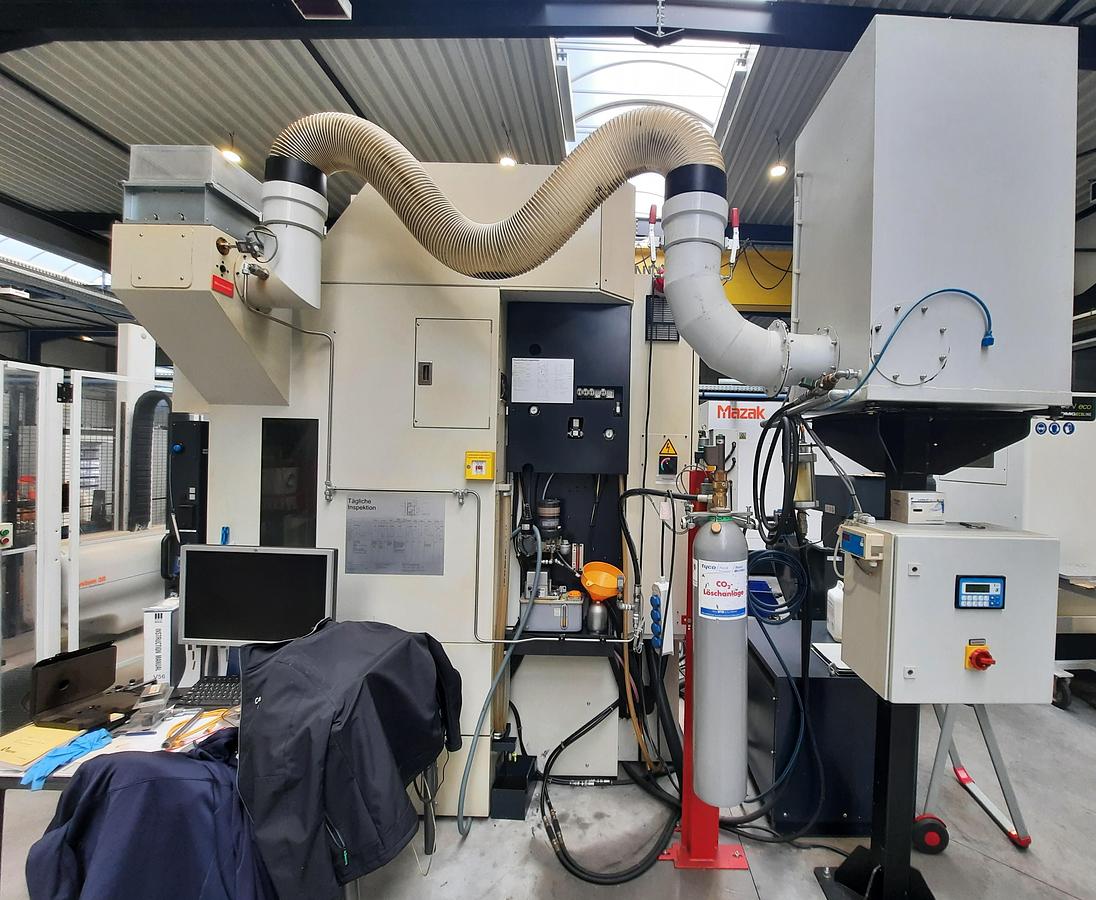 Used 2007 MAKINO V56-5XB + 3R System robot cell