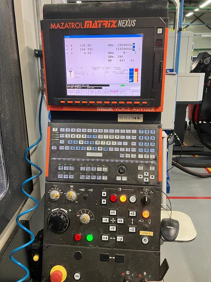 Used 2010 Mazak VTC820/30