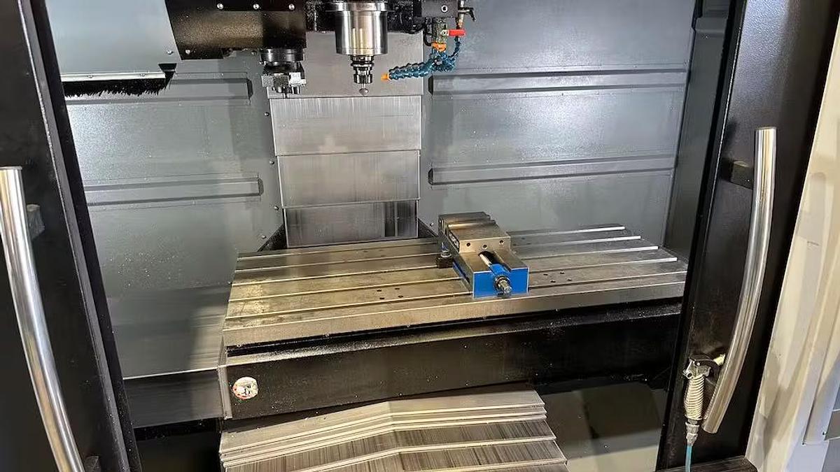 Used 2018 HURCO VM30i