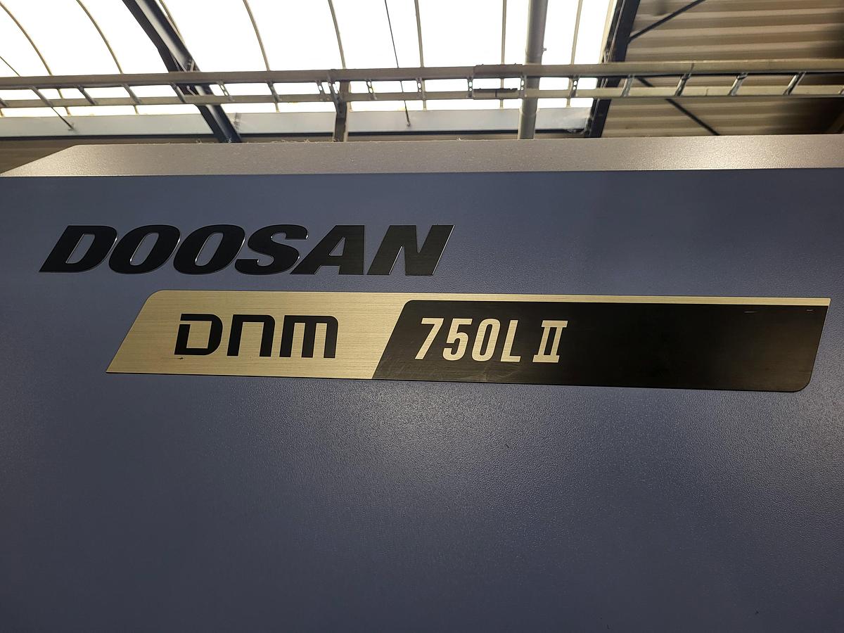 Used 2019 DOOSAN DNM 750L II
