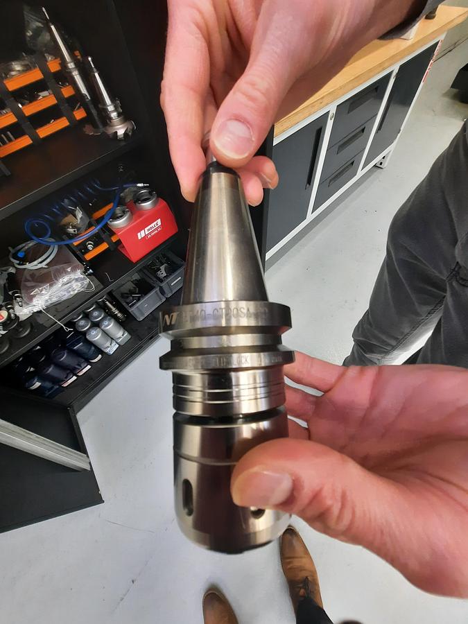 Used 2022 LEADWELL Mill V-32AF