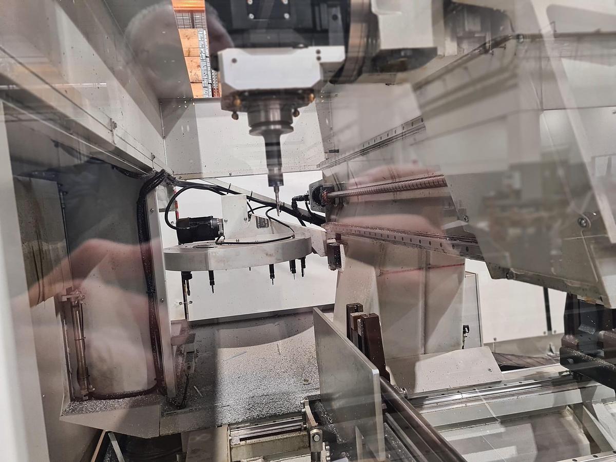 Used 2022 FOM AXEL 4 (075)