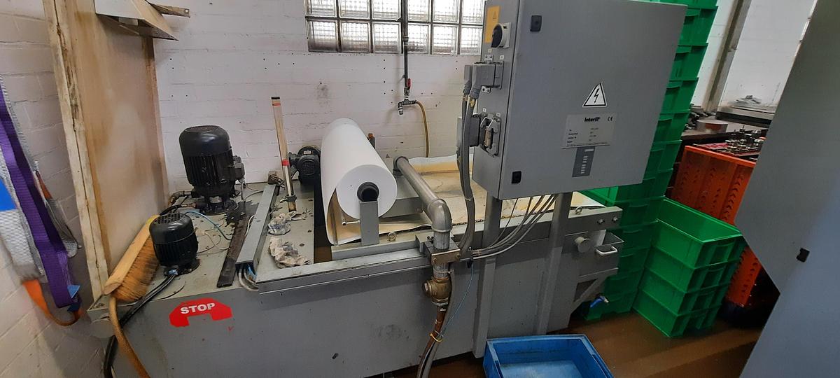 Used 2004 Deckel Maho DMF 220 Linear
