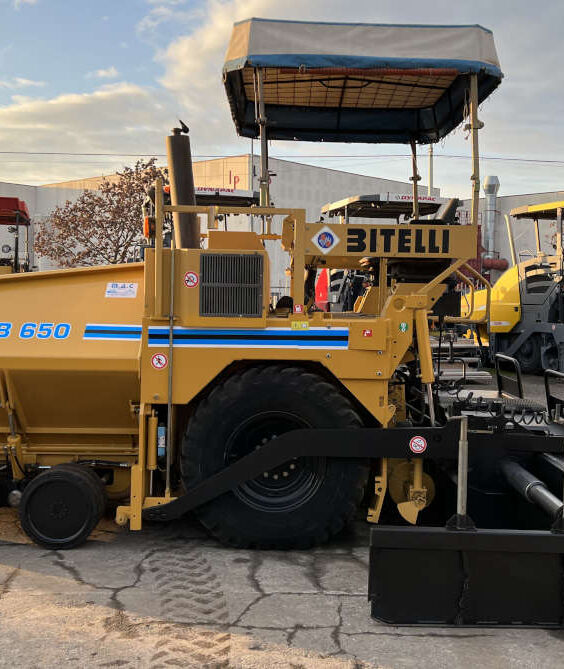 Usado 2005 Bitelli BB 650 DT