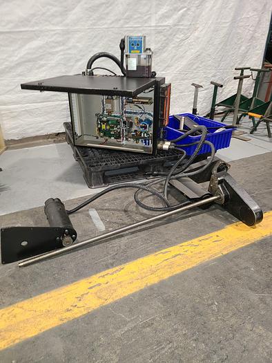 Used Anilam CNC Controller with Servo Motors for Bridgeport Milling Machines 33000117 / MT30M4