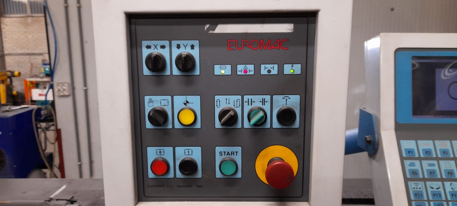 Gebruikt 1995 Euromac CX 750/30 CNC