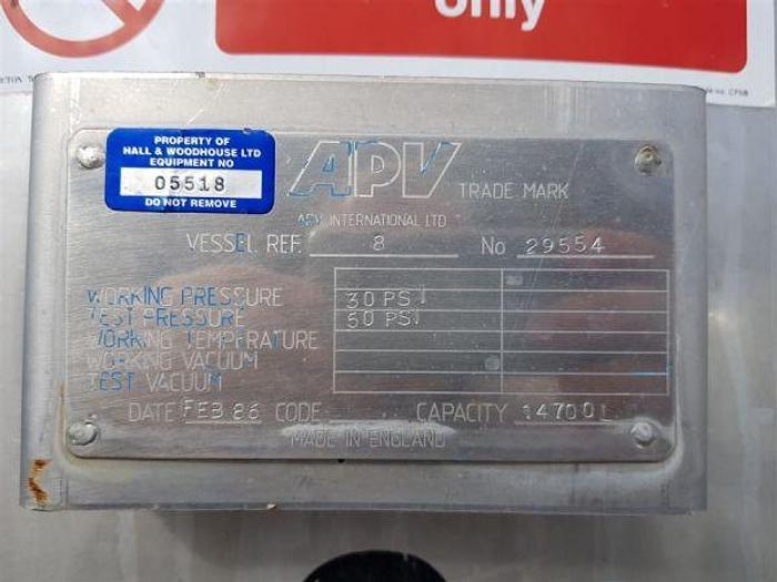Used 14,700 Litre St Steel Pressure Rated Tank with Agitator