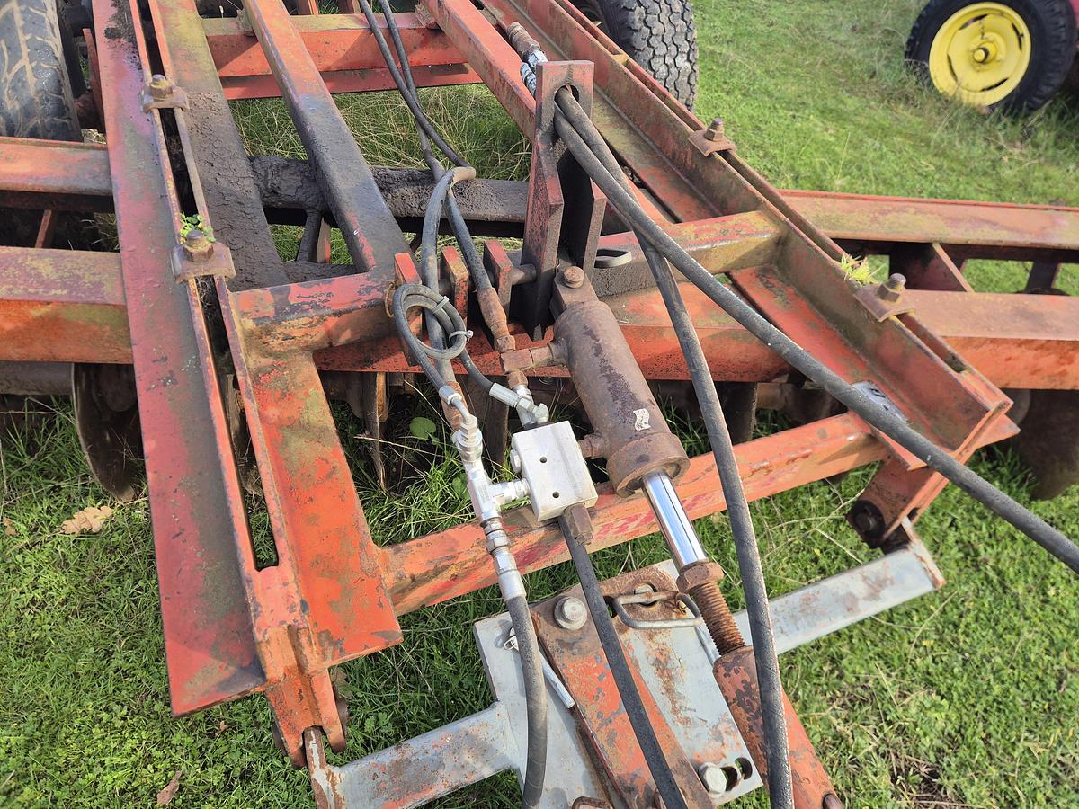 Used Jarrett 28 Plate Wheeled Offset Discs