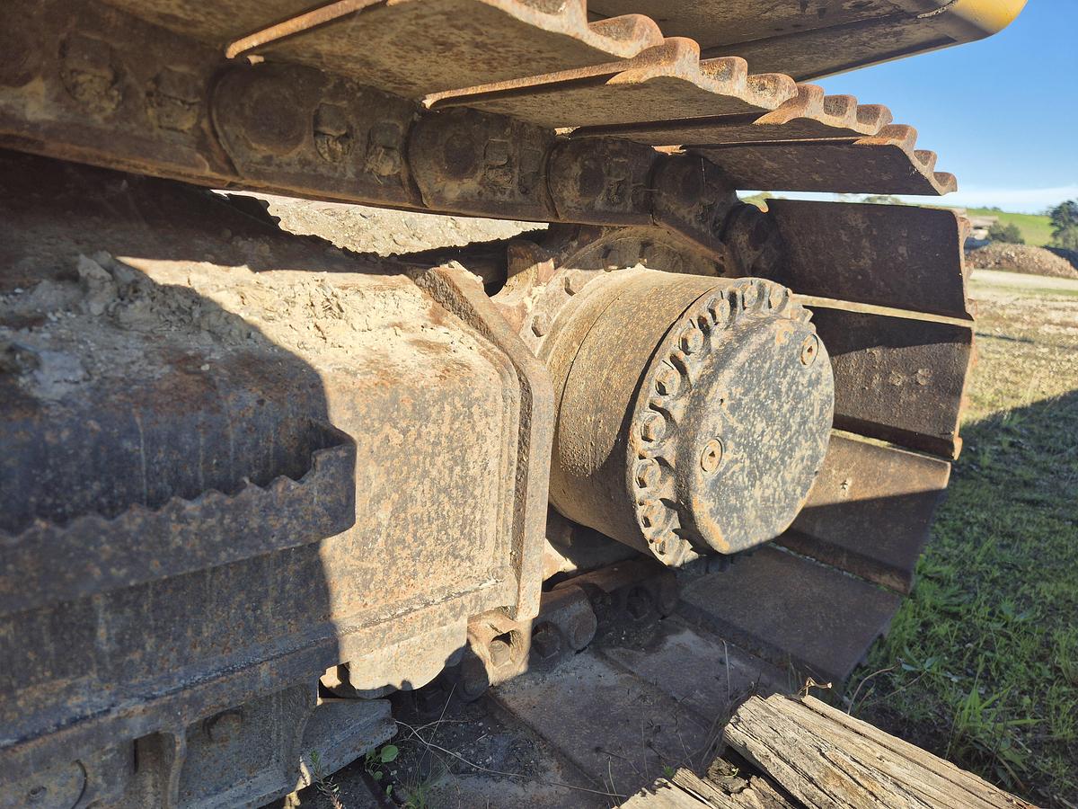 Used Caterpillar  325 Excavator