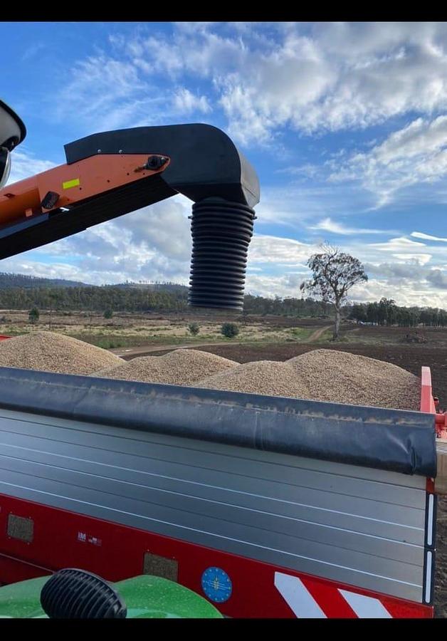 Used 2023 Batco BCX2 1549 Field Loader