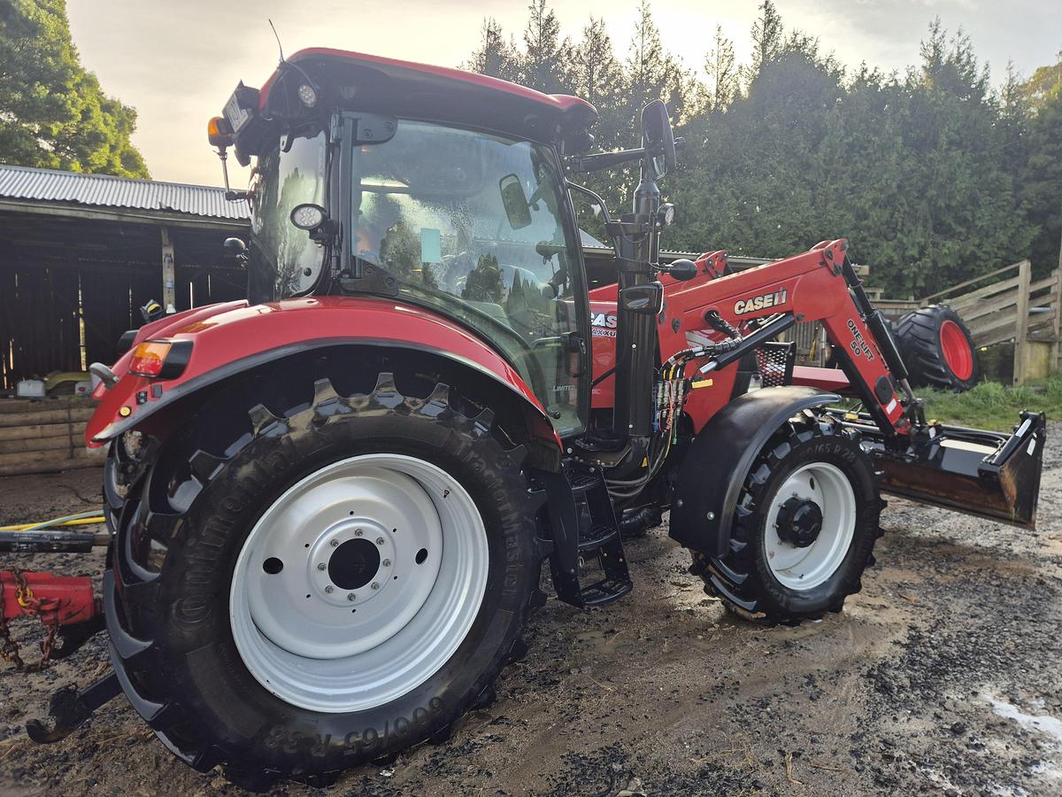 Used Case Maxxum 125