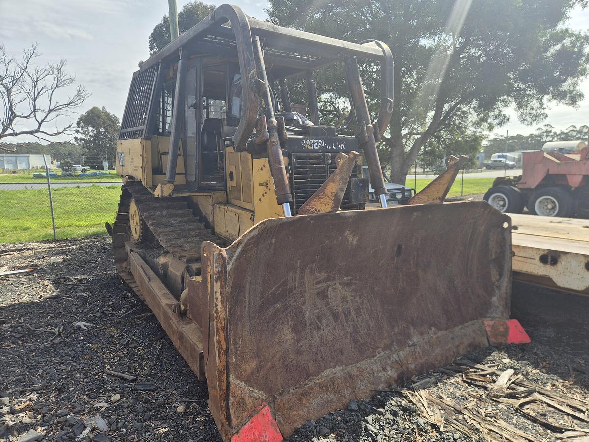 Used Caterpillar D6H