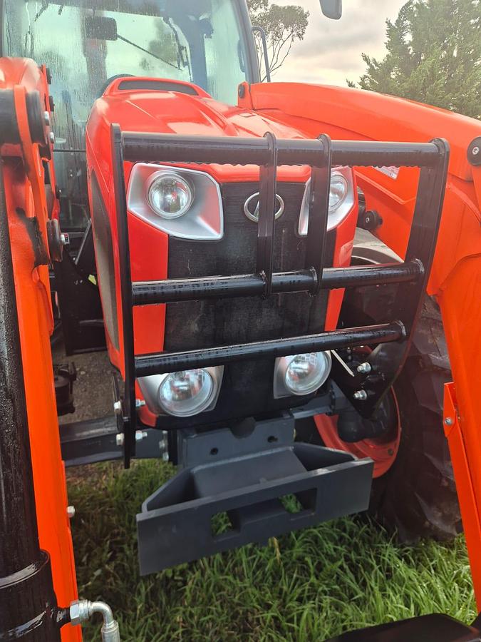 Used Kubota M126GX Tractor with Quicke Loader