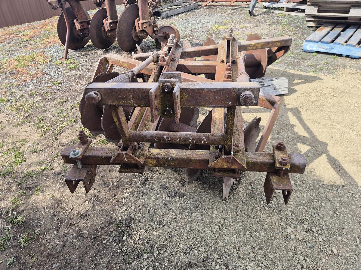 Used Conner Shea 12 Plate Linkage Offset Discs