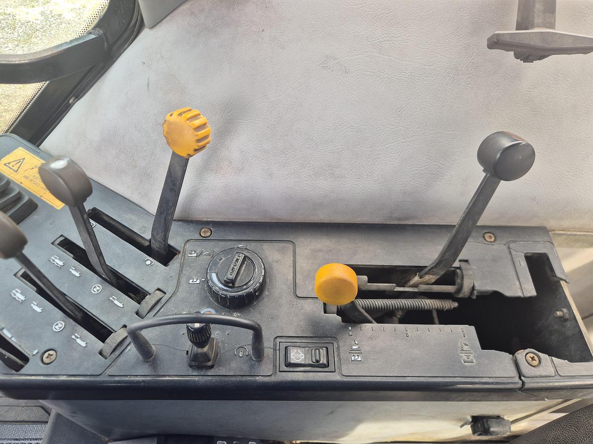 Used 1994 Case International  5130