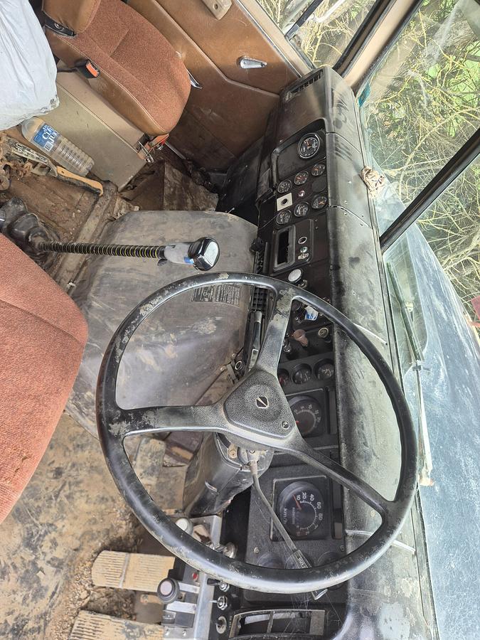 Used International S Line 10 Yarder