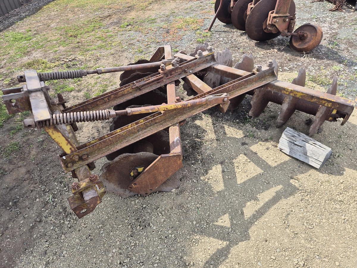 Used Conner Shea 12 Plate Linkage Offset Discs