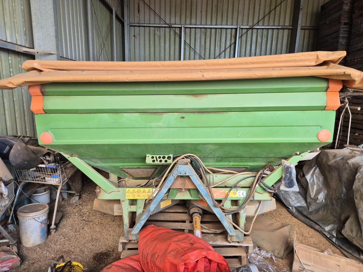 Used Amazone Twin Spinner Spreader