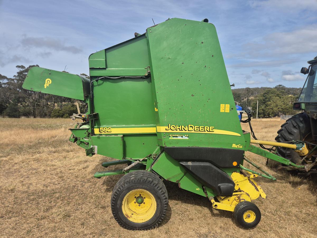 Used John Deere  592 Round Baler