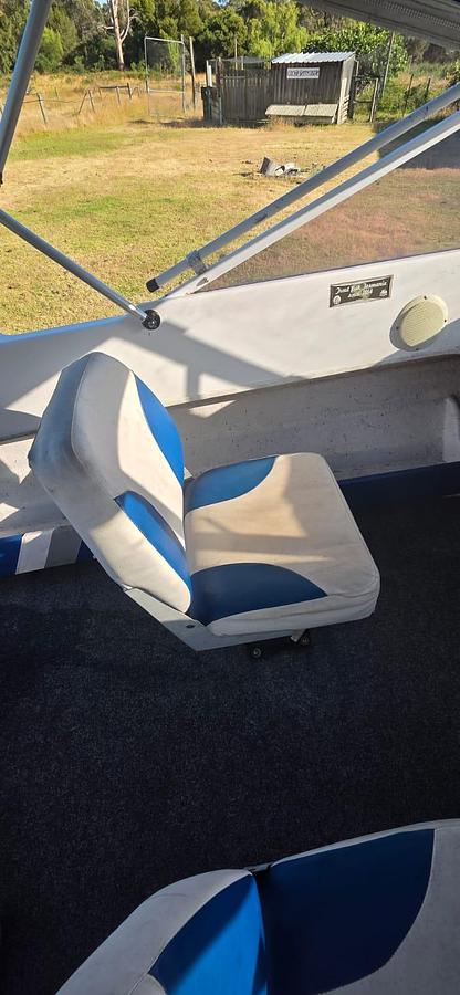 Used 1996 Kingfisher 70 HP Sportscraft 470r