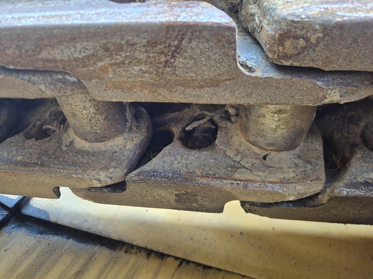 Used Caterpillar D8L