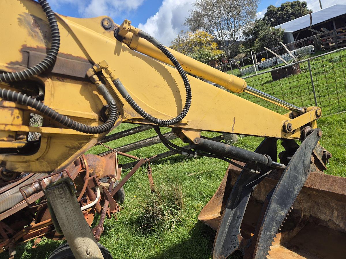 Used Caterpillar E70B