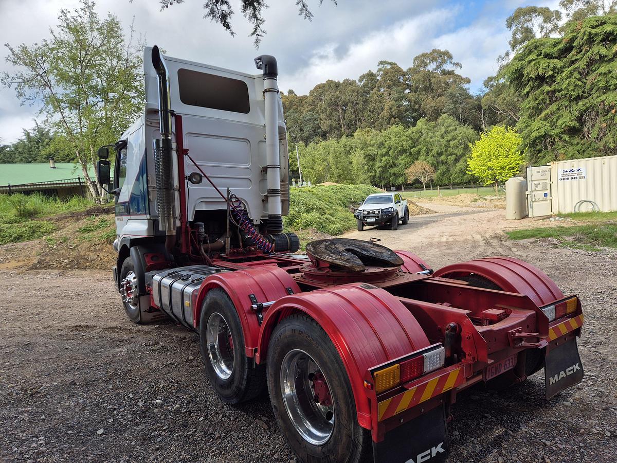 Used Mack Quantum Prime Mover