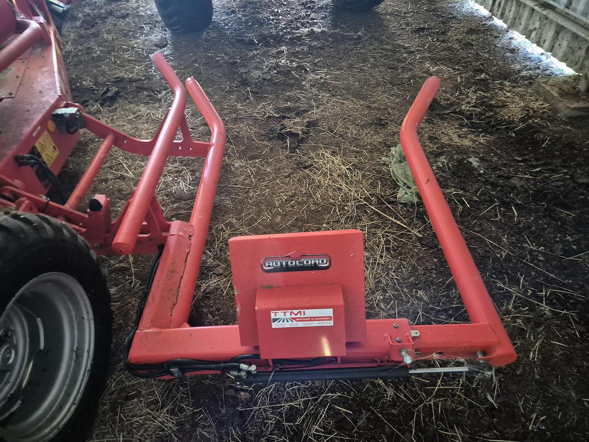 Used Kuhn RW1610 Silage Wrapper