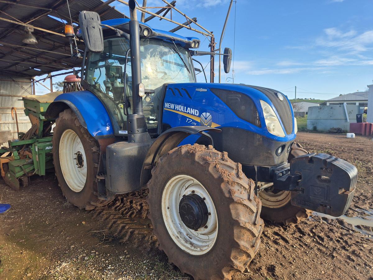 Used New Holland T7.175
