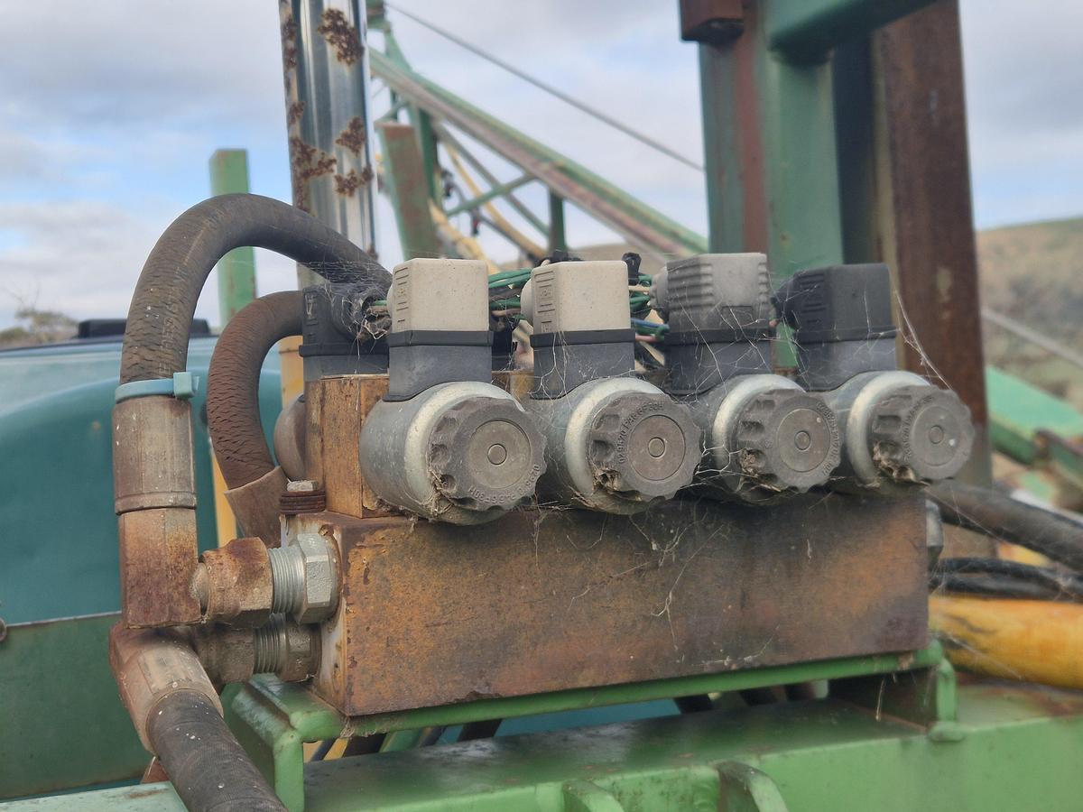 Used Goldacres Boom Sprayer