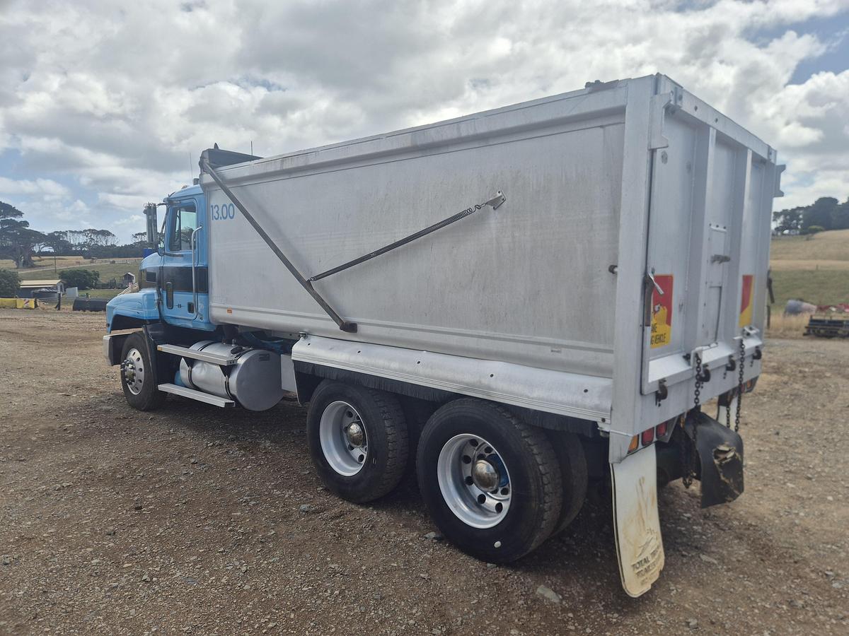 Used 1997 Mack CH 470HP Tipper