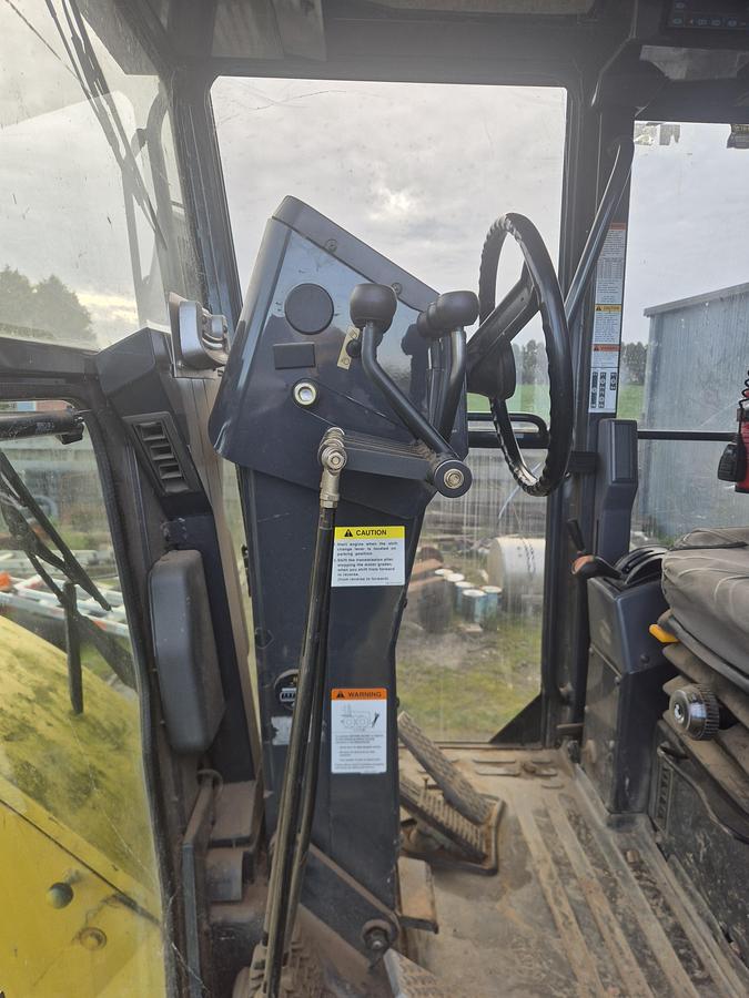 Used Komatsu GD 655