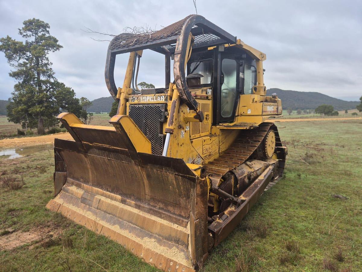 Used Caterpillar D6H XR Series 2 Bulldozer