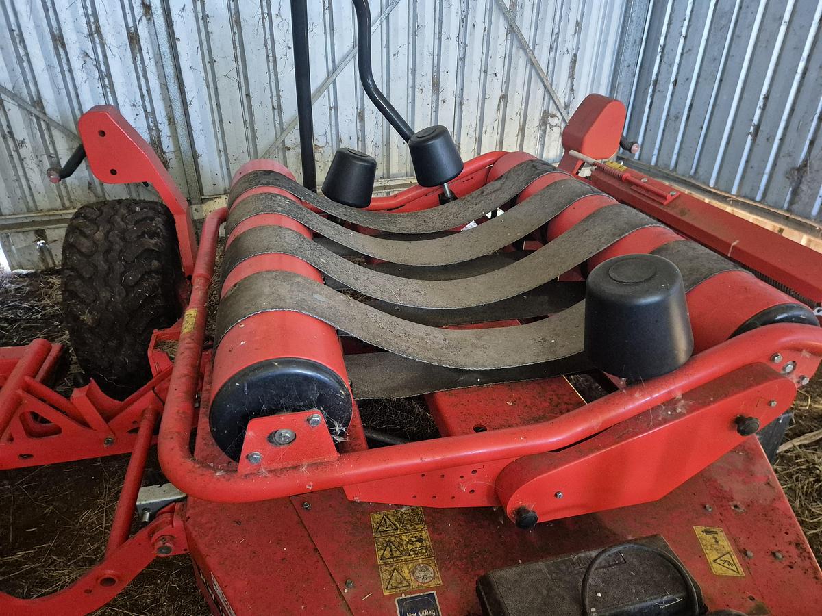 Used Kuhn RW1610 Silage Wrapper