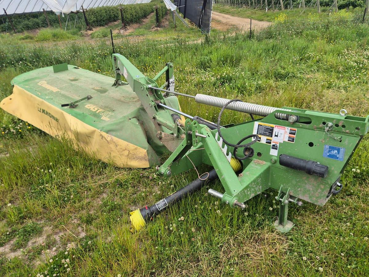 Used Krone ECR 320 8 Disc Hay Mower